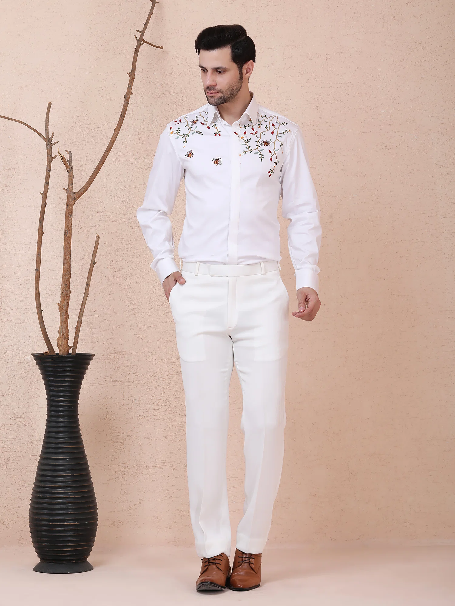 BOTANICAL BEE DESIGNER SHIRT – WHITE